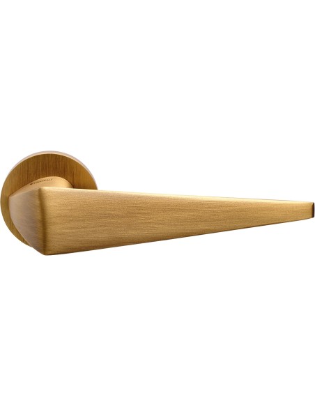 KOMFORT. manilla roseta